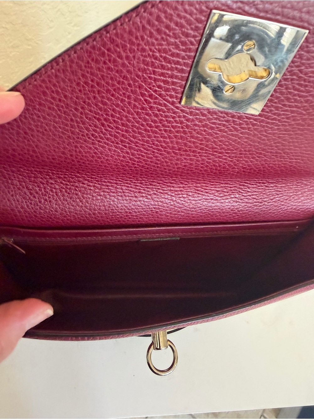 Celine Wine Red Pebbled Leather Envelope Clutch Purse Gold Hardware - Picture 8 of 17